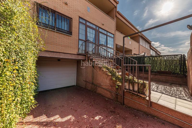 Foto 151bec16-fb87-4a4f-95cd-def595dd05c5. Casa adossada amb piscina a Parque Coimbra Móstoles