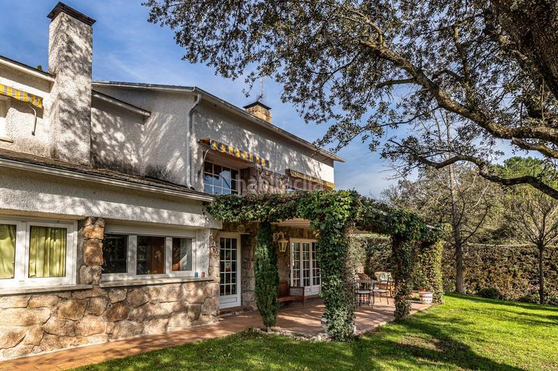 Foto b85bf44e-8082-4f26-bbea-5fdd97ee927d. Casa chalet en venta cerro de alarcón en Cerro Alarcón Valdemorillo