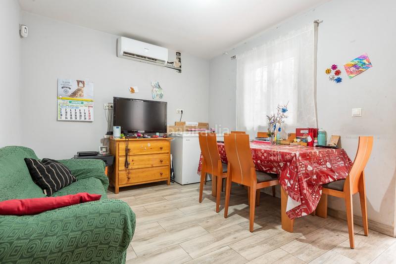 Foto 552d7f37-569c-42bf-9042-d8638794f3ff. Casa a schiera in Palomeras Sureste Madrid