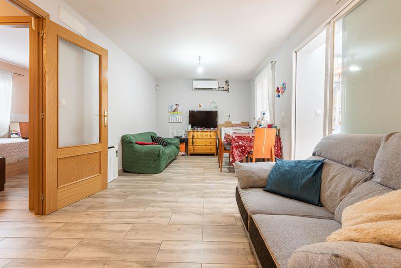 Foto cdf3586a-efc7-41ed-a21d-d77f1b1d24f2. Casa a schiera in Palomeras Sureste Madrid