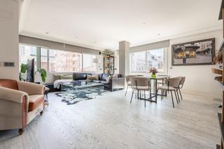Pis en Castellana. Piso en venta  calle de castell