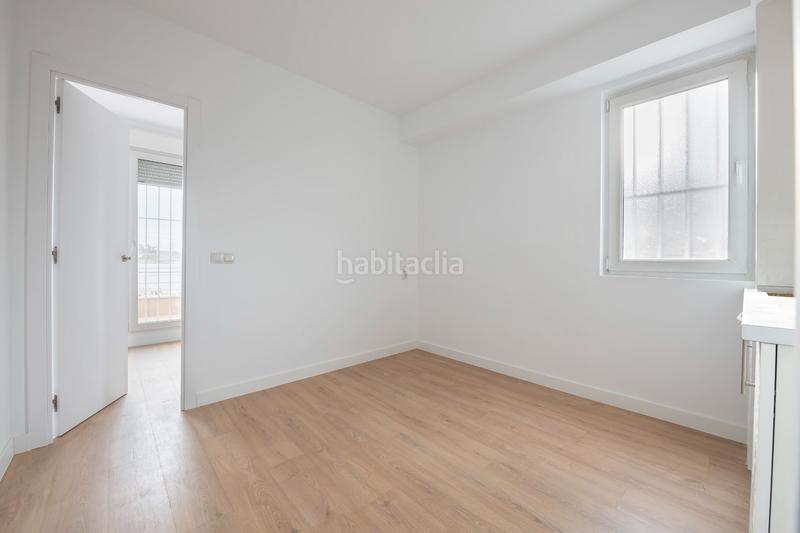 Foto 188a71dd-f0c3-4fe4-91c8-15593c66225a. Casa chalet para inversión en herrera oria en Peñagrande Madrid
