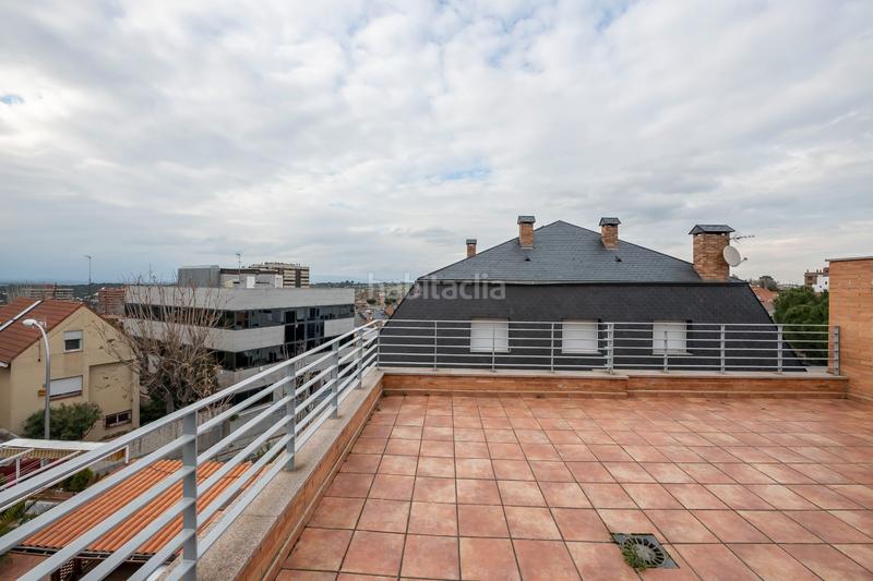 Foto 312fff40-3dfc-43a3-896a-37ceda18a769. Casa chalet para inversión en herrera oria en Peñagrande Madrid