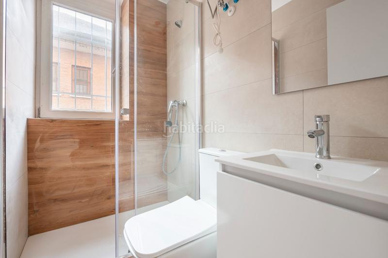Foto 6dc4566f-f1db-4142-9165-40868a2d4a15. Casa chalet para inversión en herrera oria en Peñagrande Madrid
