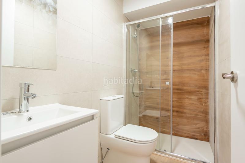 Foto 9e0da8c3-841c-4107-b675-cefb6da73459. Casa chalet para inversión en herrera oria en Peñagrande Madrid