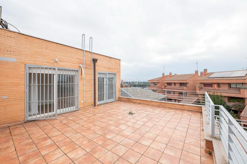 Foto 9fbfdcb0-daca-4d4e-8739-0974e3666b8d. Casa chalet para inversión en herrera oria en Peñagrande Madrid