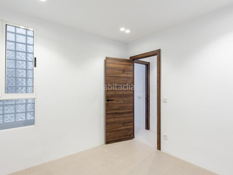 Foto ac299690-d102-43a0-b98c-d63dcdeeae04. Pis a El Botànic Valencia