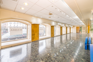 Lloguer Local Comercial a Sol. Local comercial en alquiler  puerta del sol