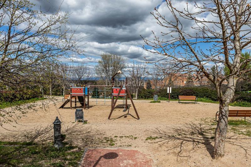 Foto 5f0774b0-a95f-4ae8-b72a-ce2abd3f1aa6. Terreny residencial a Parque Coimbra Móstoles