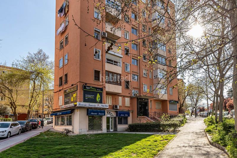 Foto 6e3b5a7c-16b6-4b52-a77c-364b3b2c0fd0. Local comercial local con proyecto de coliving en av de san luis en Madrid