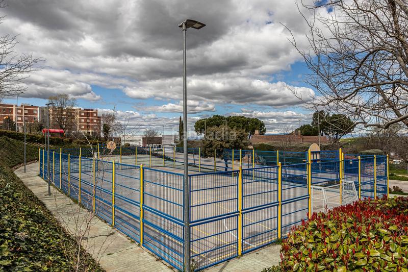 Foto 161407be-3d4e-425a-a7d9-0f2f4337b732. Terreno residencial parcela en venta Parque Coimbra, en Móstoles
