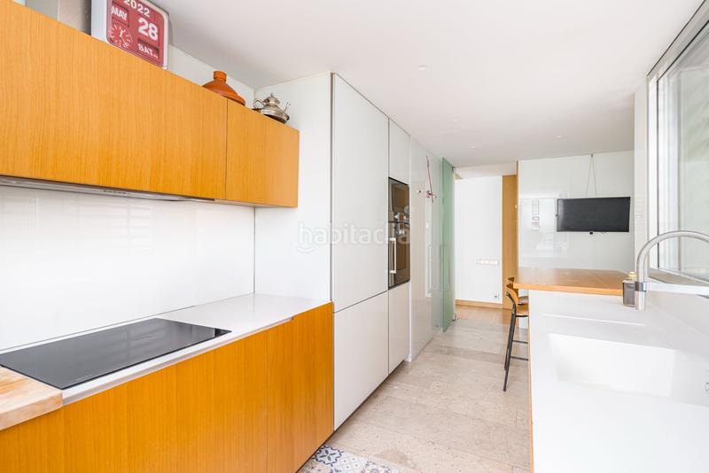 Foto 0d3273d9-8a07-4f96-9253-bccabe6044a9. Dúplex  en venta p. de la habana en Hispanoamérica-Bernabéu Madrid