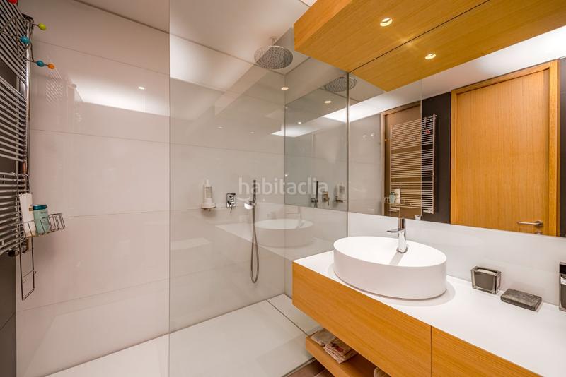 Foto 32107a4a-9773-4c7a-a44c-93d5209ff884. Dúplex  en venta p. de la habana en Hispanoamérica-Bernabéu Madrid