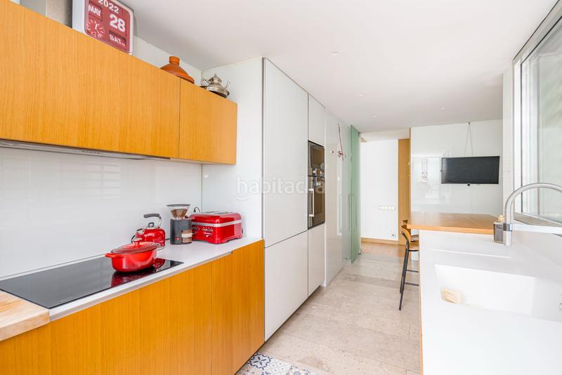 Foto 90cdd10a-4f42-4498-bf61-459e6618e674. Dúplex  en venta p. de la habana en Hispanoamérica-Bernabéu Madrid