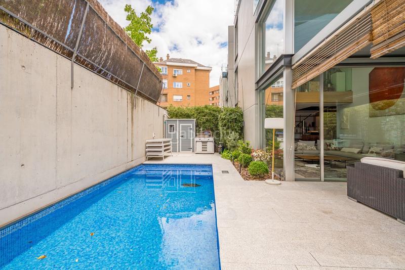 Foto 91e2e67e-d241-486e-b5d7-43b75a663193. Dúplex  en venta p. de la habana en Hispanoamérica-Bernabéu Madrid