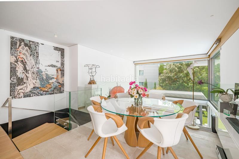 Foto b638d9ad-5009-44a5-af8f-0716e36a9fb7. Dúplex  en venta p. de la habana en Hispanoamérica-Bernabéu Madrid