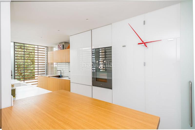 Foto f3551925-4057-4fde-92d3-458ca3f7c791. Dúplex  en venta p. de la habana en Hispanoamérica-Bernabéu Madrid