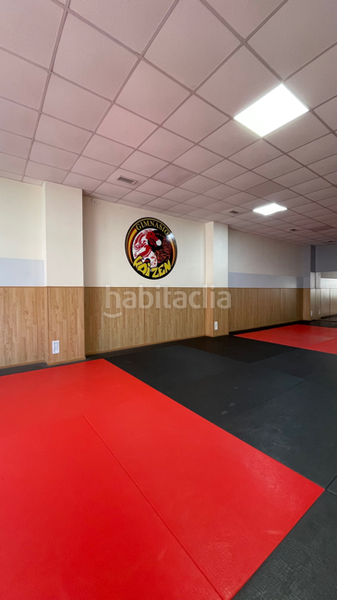 Foto 353ae831-f381-4e07-b326-5b455cd51890. Local commercial dans Parla este Parla