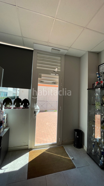 Foto 9f827266-0a20-4d40-828b-af59f78d3b1d. Local commercial dans Parla este Parla