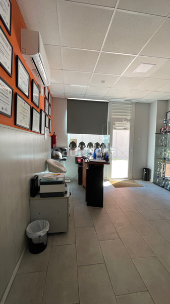 Foto c7a9af07-f40c-4408-80a2-09aa41e14e13. Local commercial dans Parla este Parla