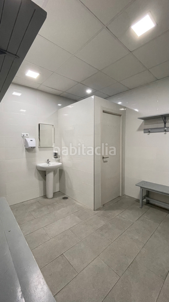 Foto e5b6577e-9bb7-4036-a07b-e6fa8d95183e. Local commercial dans Parla este Parla