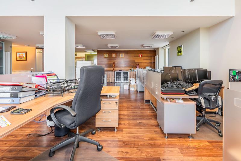 Foto 3a4a0fbe-5fd9-46d2-90cb-4acfd1b47072. Office space in Sanchinarro Madrid