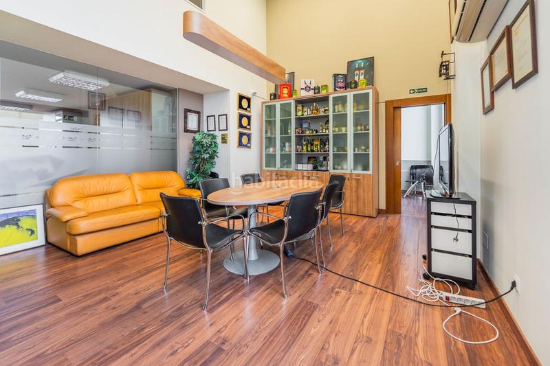 Foto c34bad89-13fa-4640-867d-e75f6c0c78f8. Office space in Sanchinarro Madrid