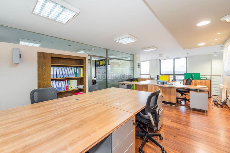Foto c5bb1eaa-5aaf-4fb6-ae79-7f511525b8ca. Office space in Sanchinarro Madrid