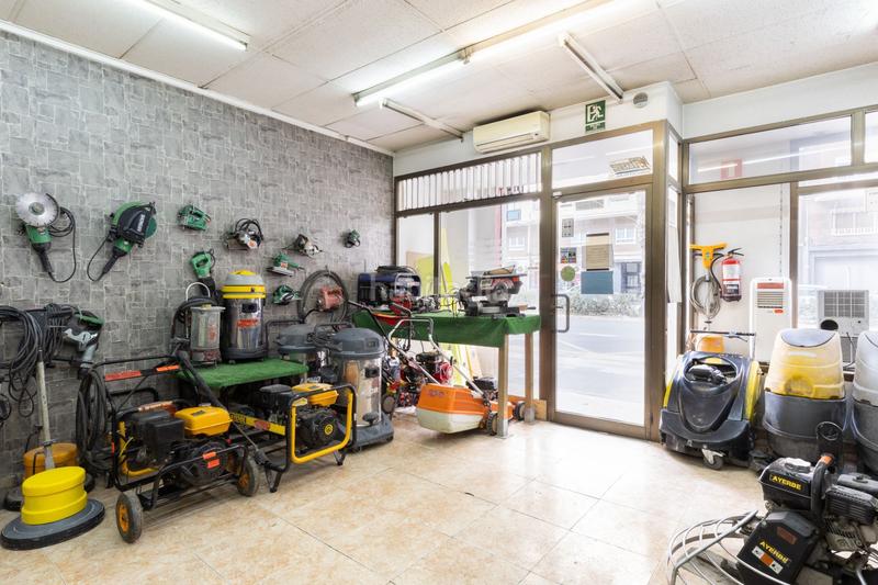 Foto 5aab8b5b-943e-491f-8fc8-8789c809bf81. Pas-de-porte local commercial dans Arrancapins Valencia