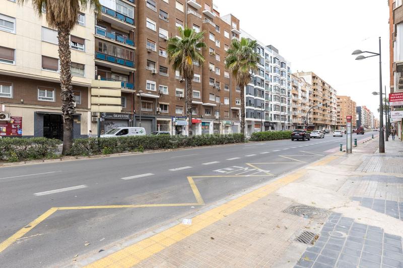 Foto 1c2c8411-c54c-49e6-bf1e-531b3ef4902a. Traspaso local comercial traspaso tienda Arrancapins en Valencia