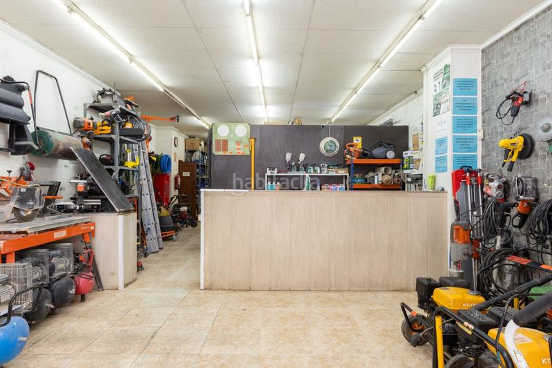 Foto 4ad86fe5-1b66-4483-9ed2-a1c3e55e36e3. Traspaso local comercial traspaso tienda Arrancapins en Valencia