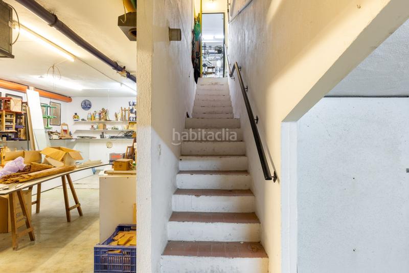 Foto eb610c6d-3107-42ae-9c8a-2ba5b9ff97a3. Local comercial a Russafa Valencia