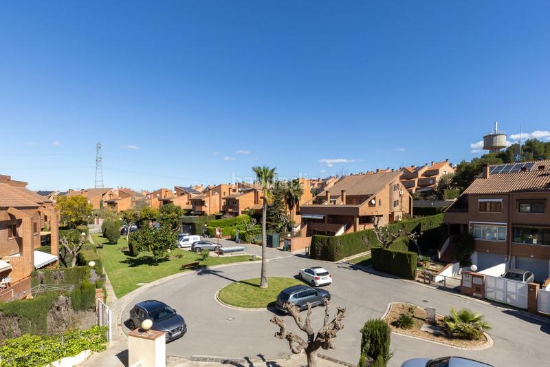 Foto fa4237d8-0dfb-42d5-848a-8bae700b9c90. Casa con piscina in Mas Camarena Bétera