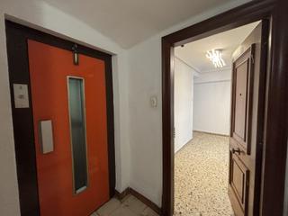 Pis a Torrefiel. Piso en venta  av. del dr. peset aleixandre