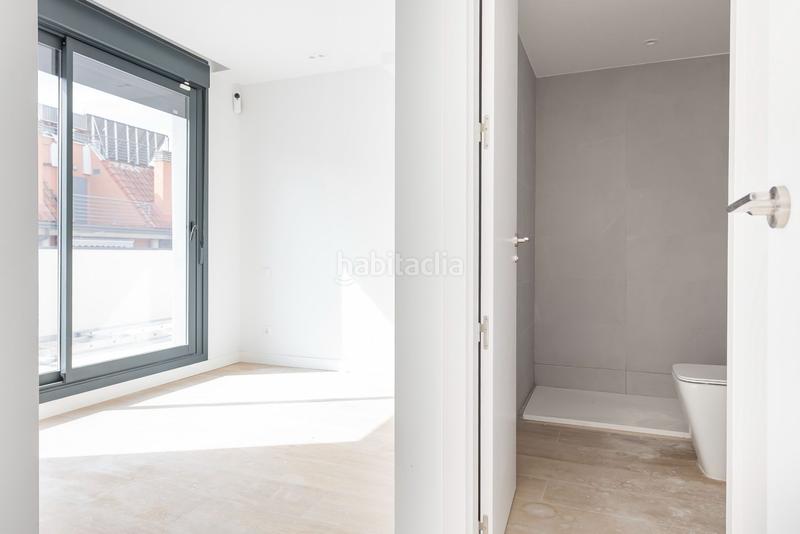 Foto 3a0acc50-5d50-4c4a-bade-1824c01066a4. Dachwohnung mit pool in San Isidro Madrid