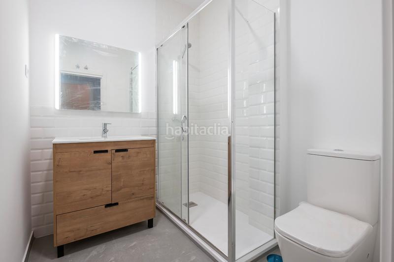 Foto 5ea17d0a-8458-43c0-ac35-0d26d8c86a7b. Pis a Aluche Madrid