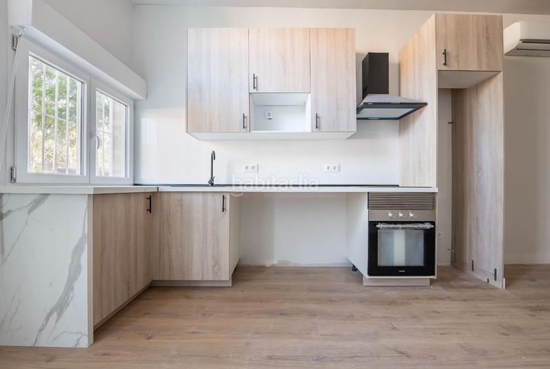 Foto f903a79c-3d69-4d5d-972a-5baaad7b1cd5. Pis a Aluche Madrid