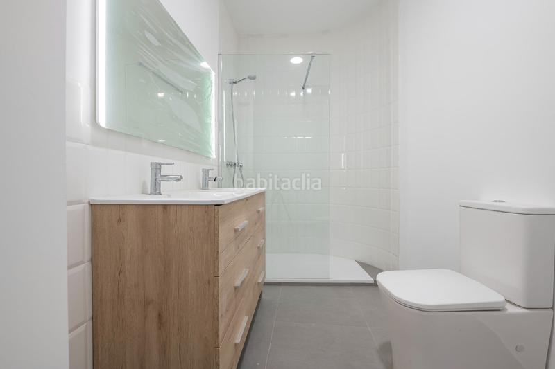 Foto 5081f8a8-abfc-4dd9-b17a-b9b8a7a931ee. Pis a Aluche Madrid