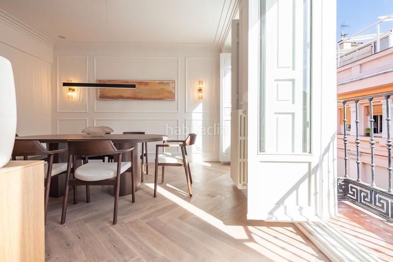 Foto 34a92d79-4e73-4b50-bc72-f78ca65f275a. Flat with heating in Cortes-Huertas Madrid