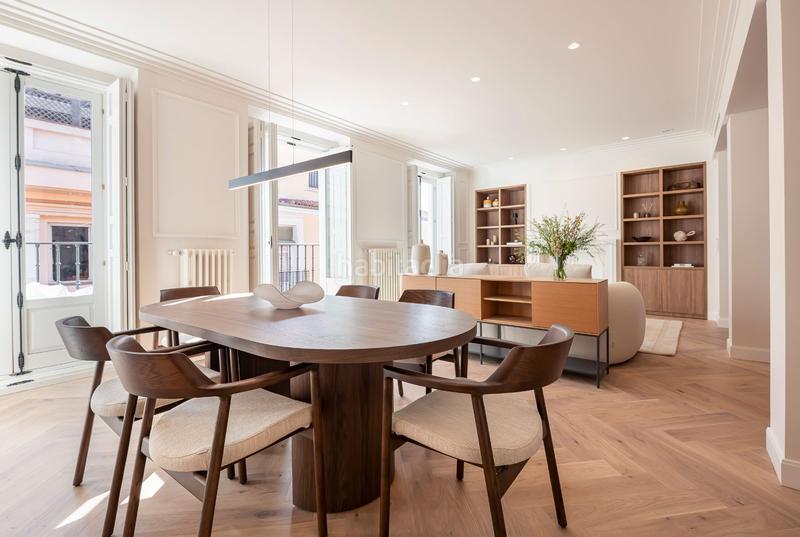 Foto 57c7493f-d5cd-4709-a64c-d0a277727967. Flat with heating in Cortes-Huertas Madrid