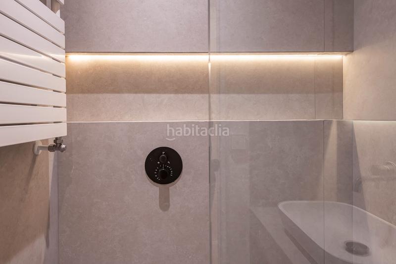 Foto 78c3be33-fb44-4bf5-b062-5ee36b036ffb. Flat with heating in Cortes-Huertas Madrid