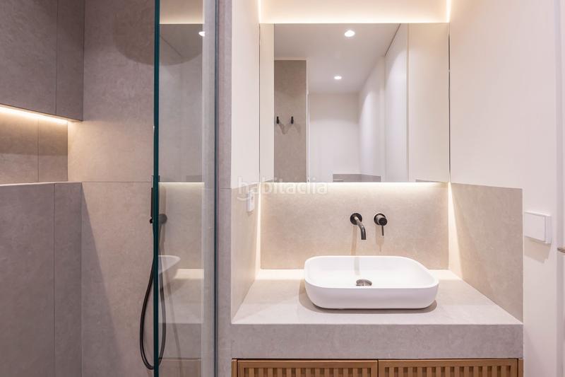 Foto ad8bf1bd-5236-4449-a9b4-02373f81c024. Flat with heating in Cortes-Huertas Madrid