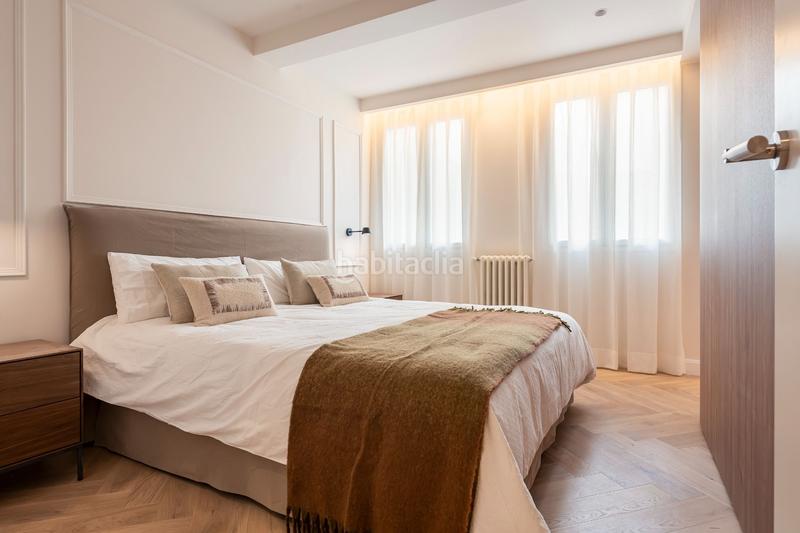 Foto d55e0bee-0fb3-4be3-ba9a-4499d276c5c0. Flat with heating in Cortes-Huertas Madrid