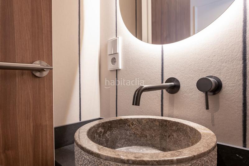 Foto e9335b54-a6e6-41e1-a559-df49f4171007. Flat with heating in Cortes-Huertas Madrid