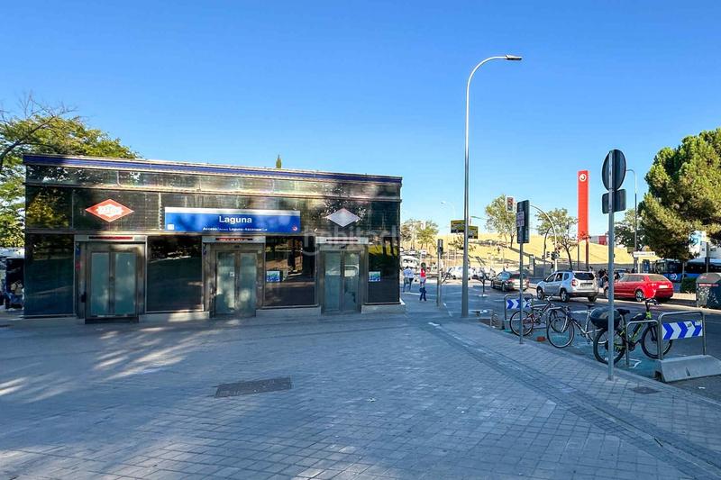 Foto 61c0ac64-f3a5-4b2b-b568-9f2bed28e814. Local comercial local en venta en Aluche, latina en Madrid