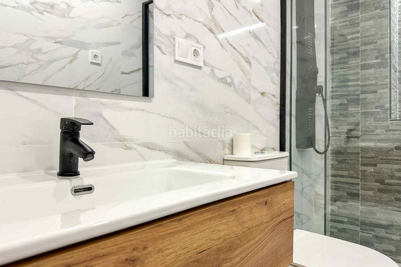 Foto ae58e535-229e-46b5-99fa-3f129f12fafe. Local comercial local en venta en Aluche, latina en Madrid