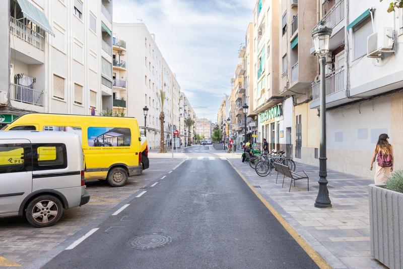 Foto d638d0ad-da26-4a8e-b61f-3a5d898b8c36. Alquiler piso  en alquiler en la malvarosa, en Valencia