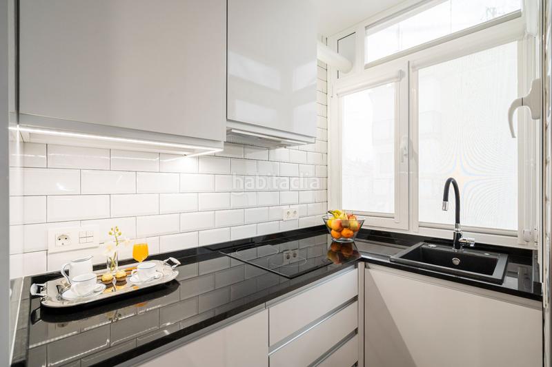 Foto e4126678-36f5-4f5c-be3c-d343816e3f27. Rent flat in San Isidro Madrid