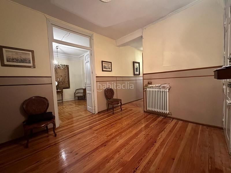 Foto 185ef3ba-dcf0-4611-89be-5649f6d01fcf. Apartamento piso en venta en calle de fuencarral en Madrid