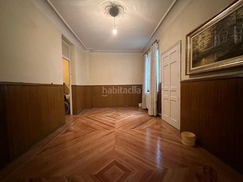 Foto a012106d-90b6-4e27-825a-dd7128ecb36d. Apartamento piso en venta en calle de fuencarral en Madrid
